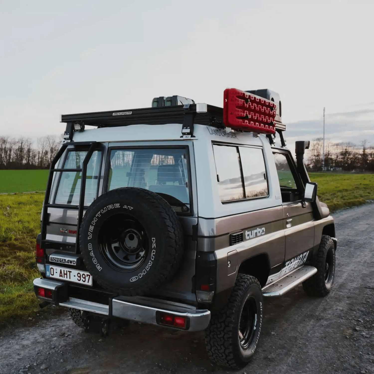 Toyota Land Cruiser 73 Dachträger – Rackupgear