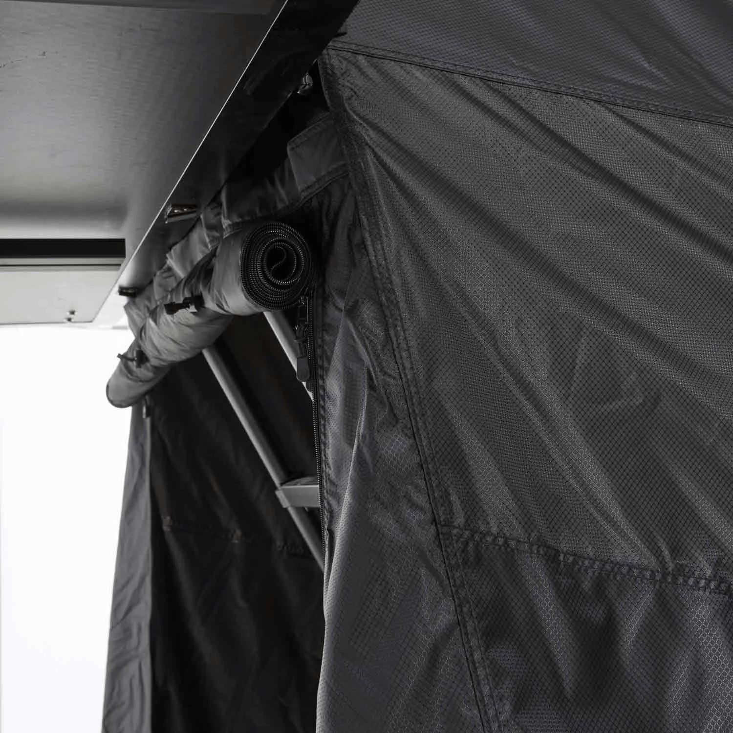 Rooftop tent awning Vickywood CUMARU EASE & Vickywood XP 135