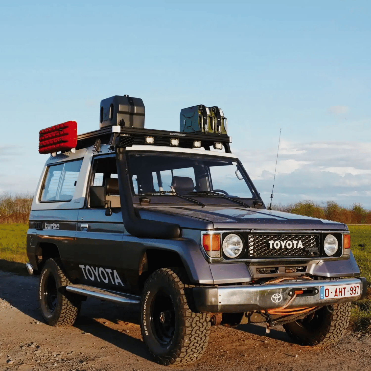 Toyota Land Cruiser 73 Dachträger – Rackupgear