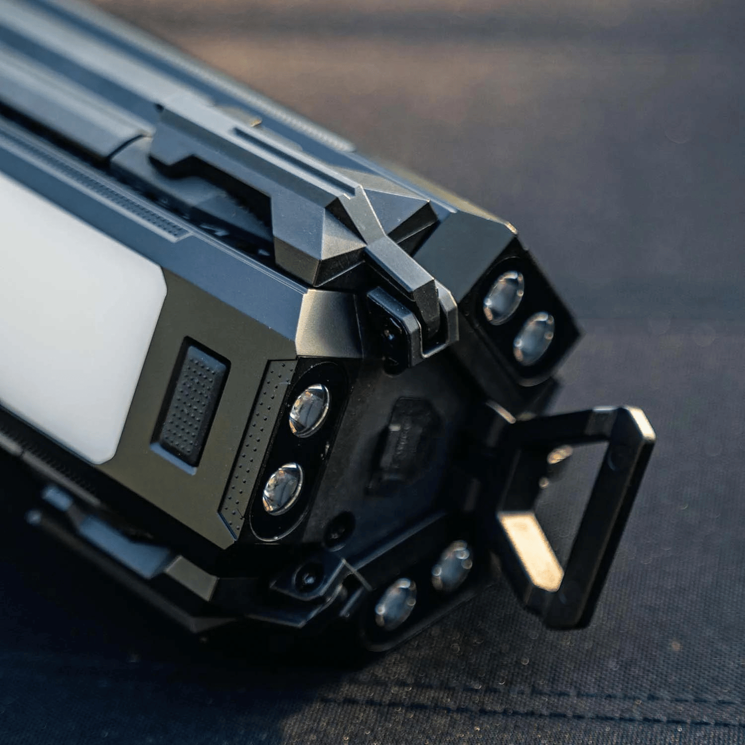 Lampe de camping et de travail - LIT3 TRIPOD Vickywood