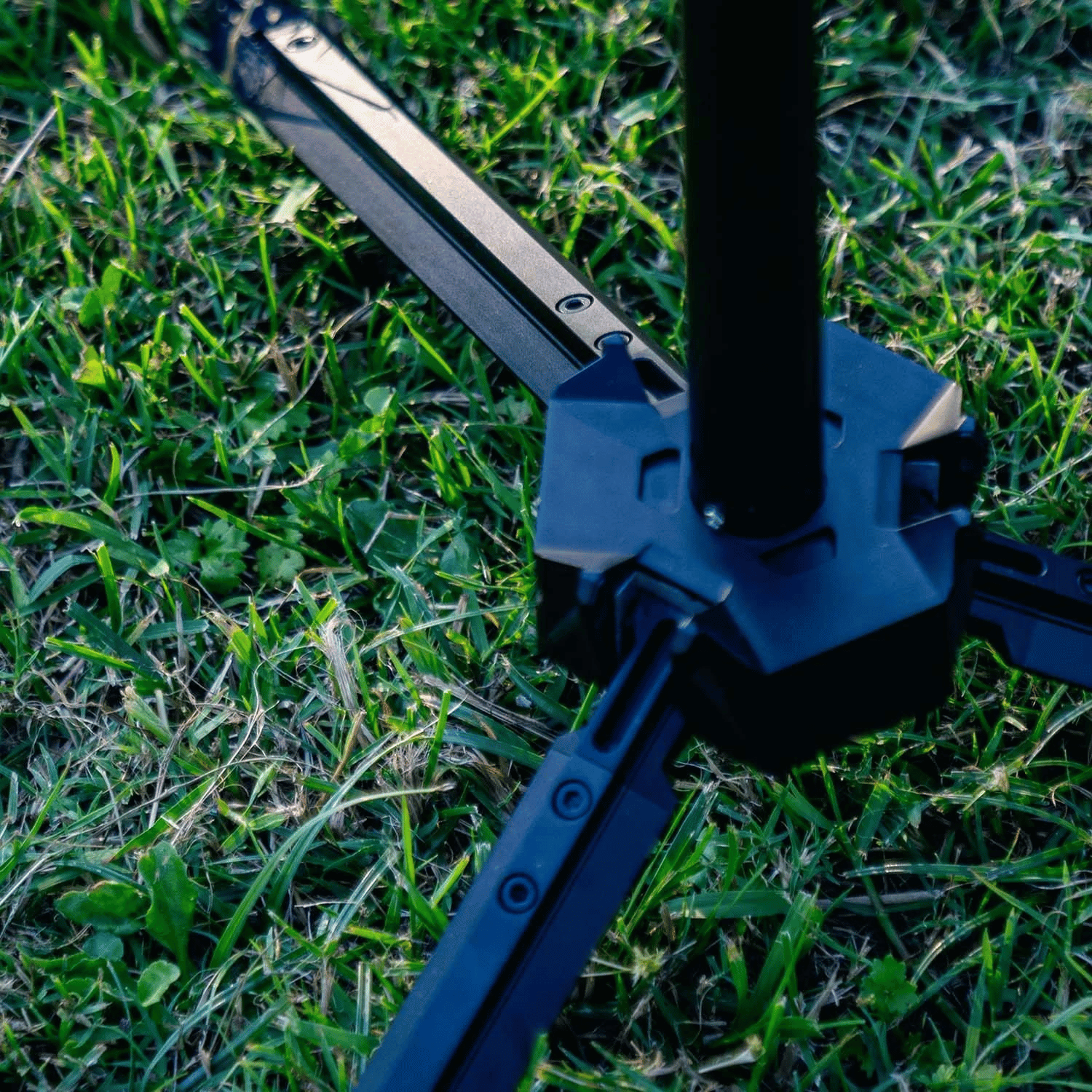 Lampe de camping et de travail - LIT3 TRIPOD Vickywood