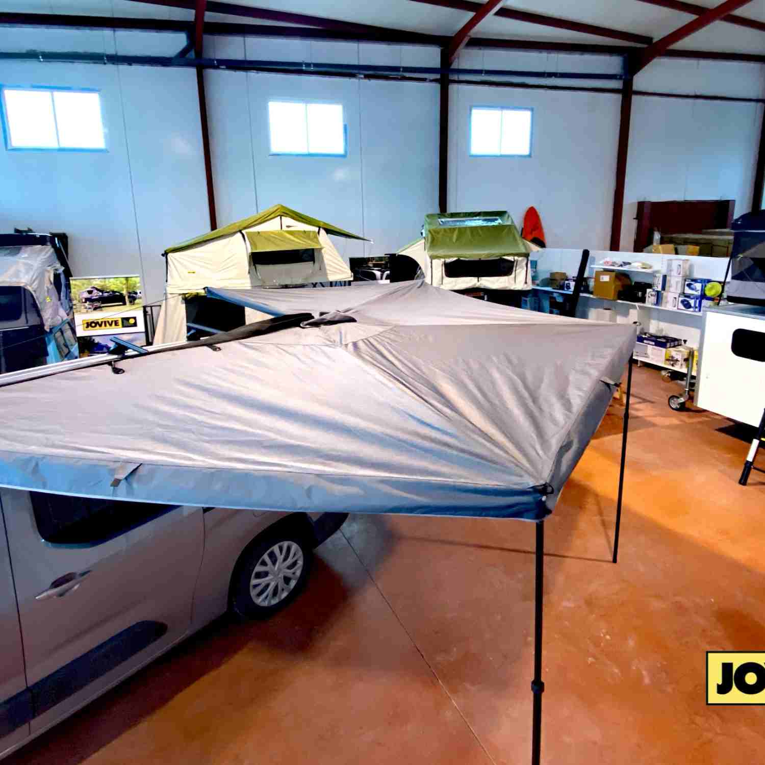 Store latéral Jovive avec ouverture de 270° - Batwing