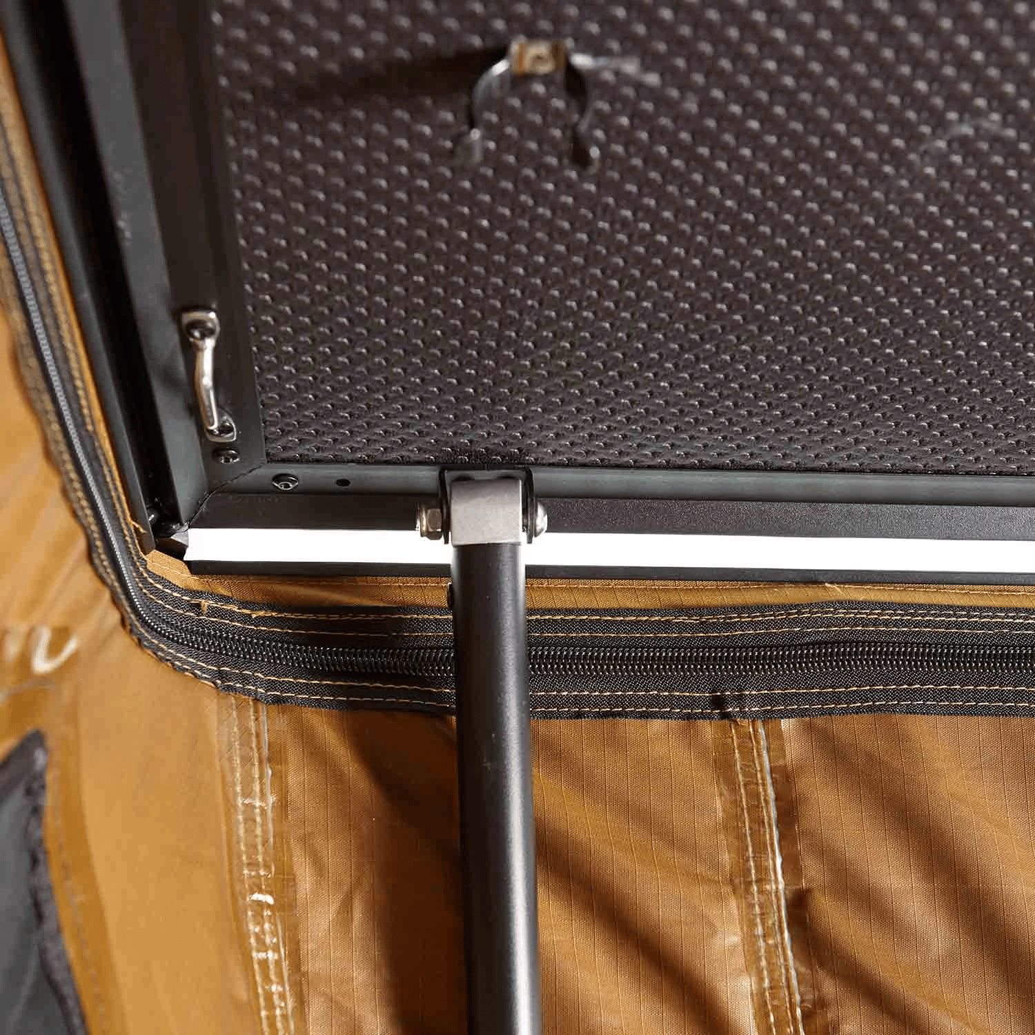 Tente de toit Vickywood CUMARU UP 145 - Camel