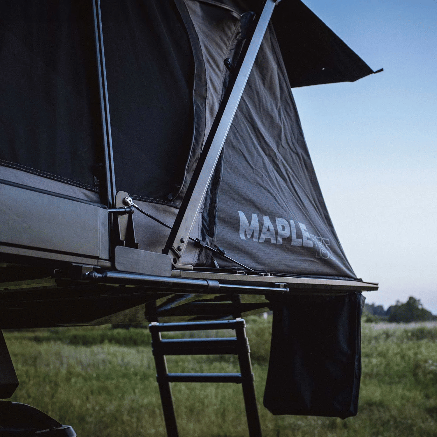 Roof tent Vickywood MAPLE 155 gray