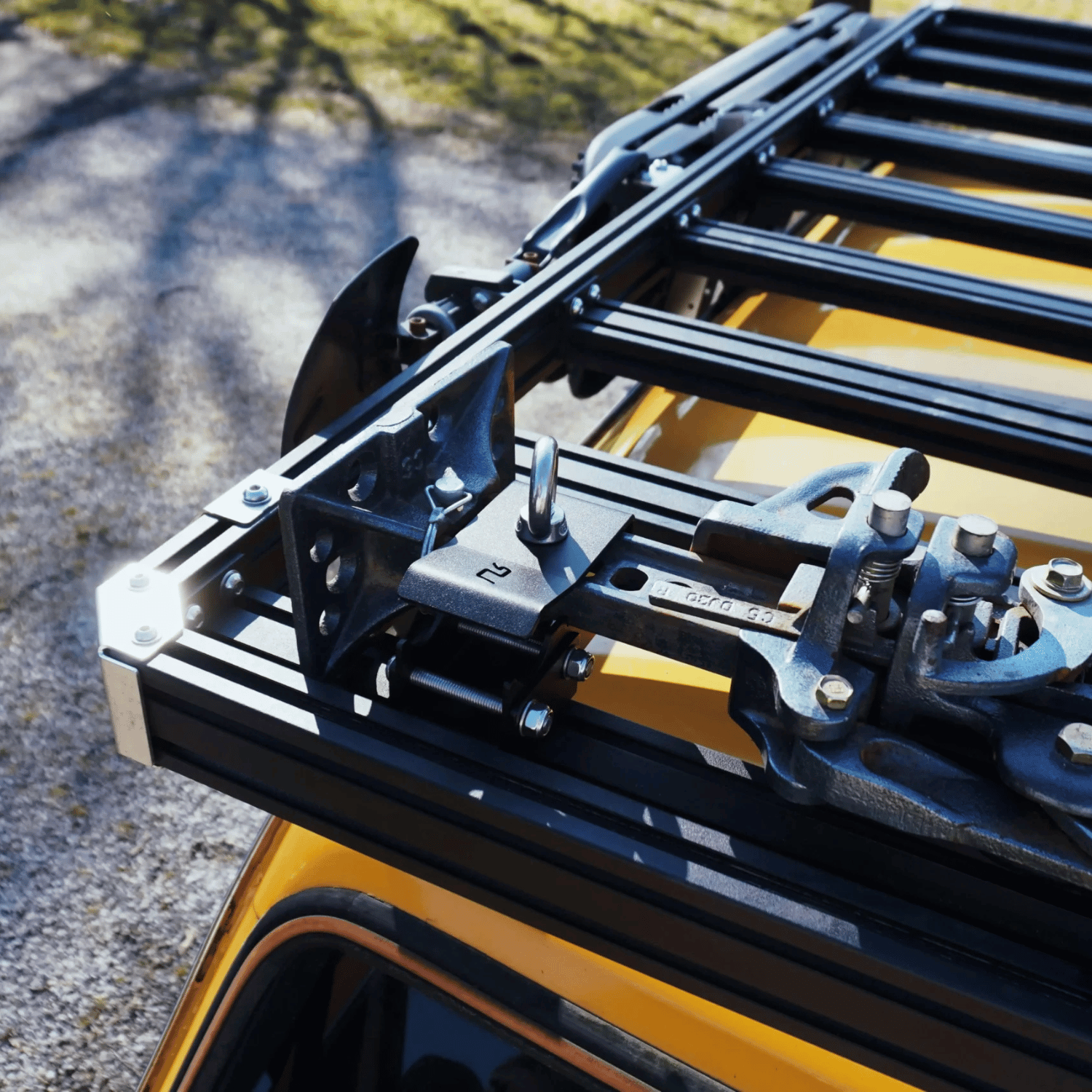 Support de cric Hi-Lift® verrouillable - Rackupgear